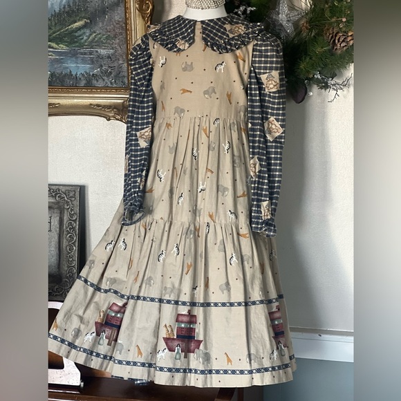 💙 Original Daisy Kingdom Noah’s Ark Animal Crackers 2- Pc Pinafore Apron Dress - Picture 10 of 11